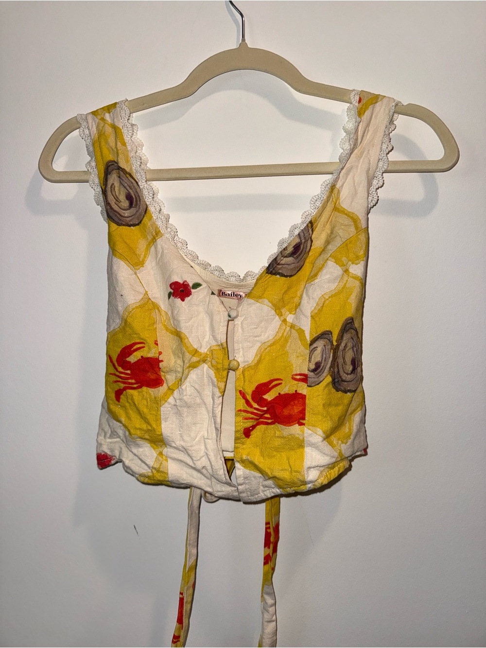 Bailey Rose XS Yellow Lobster Oyster Print Lace Trim Crop Top